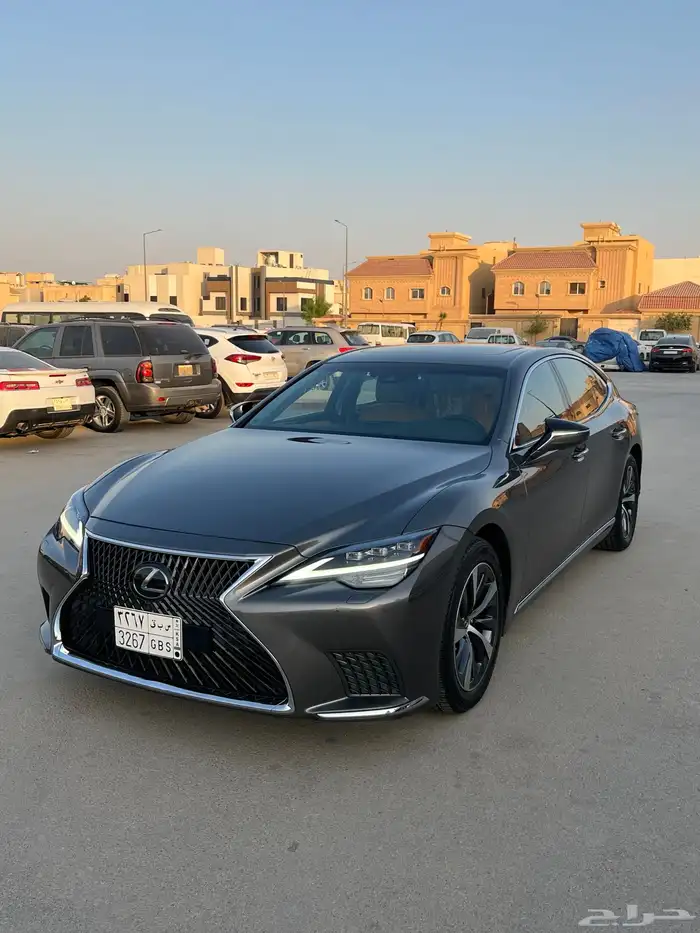 لكزس 2021 LS 350 موتر شرط وكاله قمه بنضافه 0