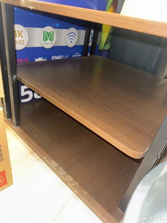 طاولة تلفزيون 3