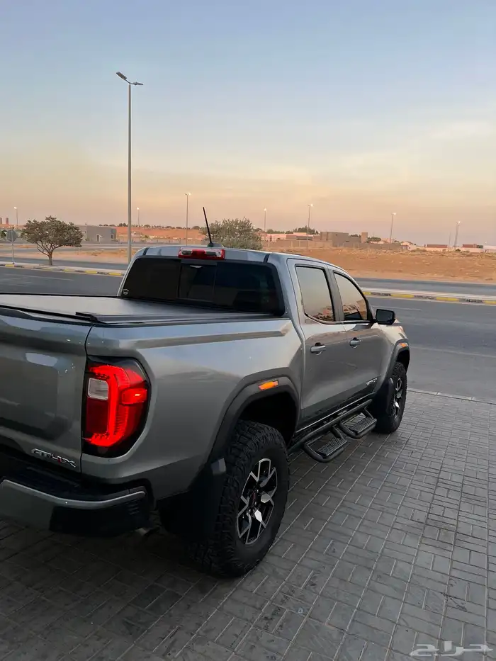 كانيون CANYON GMC رمادي 0