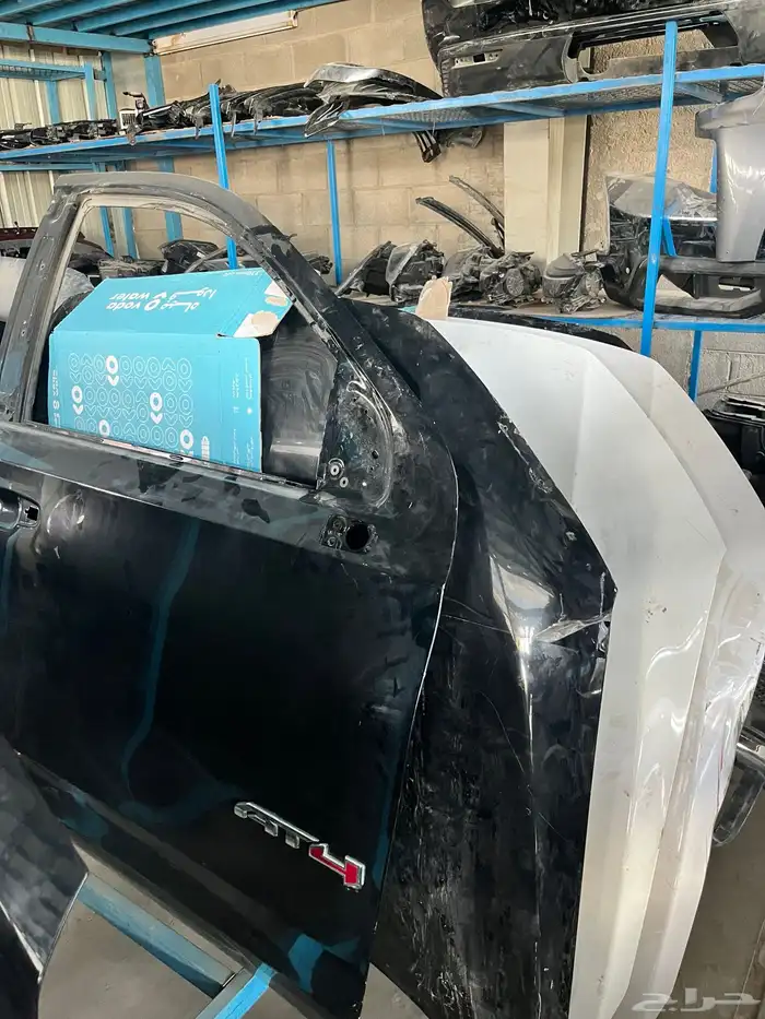 جميع قطع غيار السيارات المستعمله موجود وكاله 4