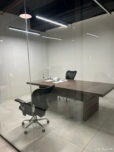 مكتب اداري للتقبيل في الهنداوية بلازا بجدة 0