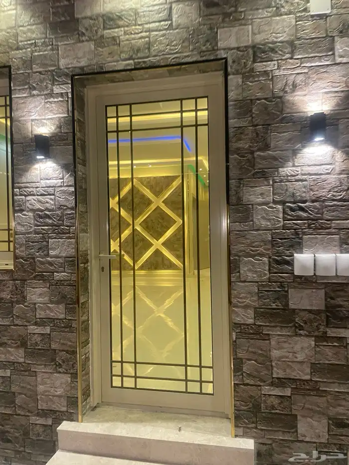 زجاج سيكوريت 5