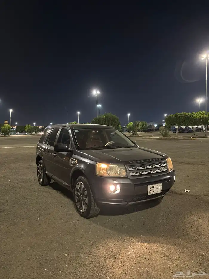 لاند روفر LR2 9