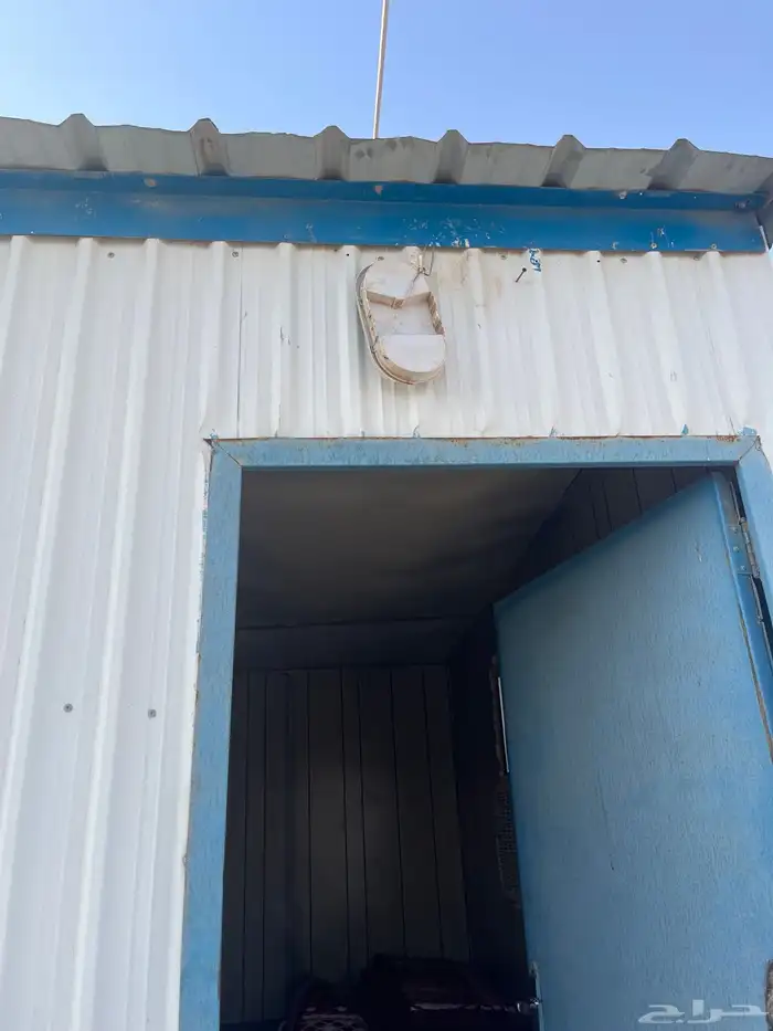 غرفه مقاس 4في6نظيفه مع مكيف جديد 1