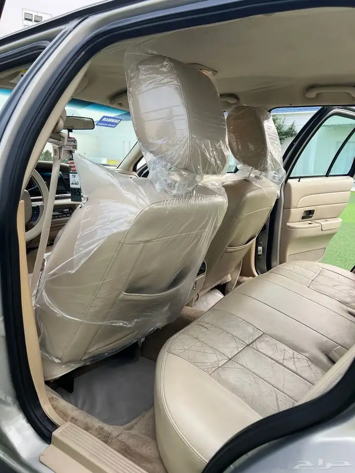 فورد كراون فكتوريا 2011 سعودي 48