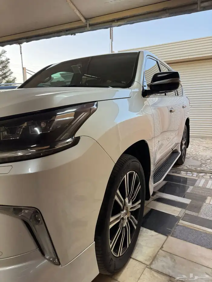 لكزس 2020 سعودي LX 12
