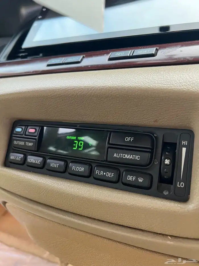 فورد كراون فكتوريا 2011 سعودي 47