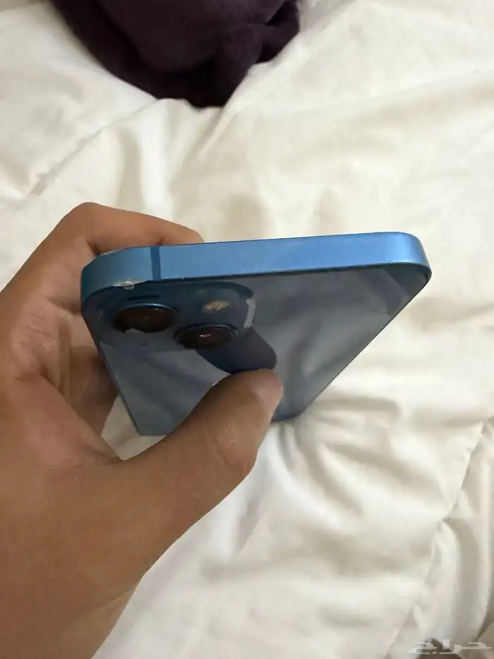 ايفون 13 128 قيقا 4