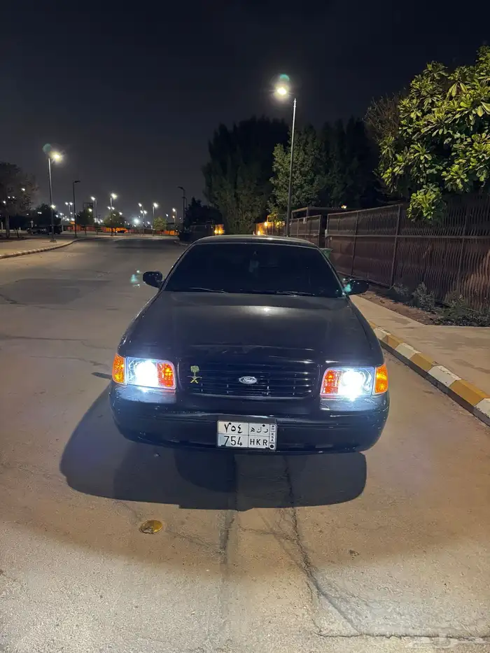 فورد فكتوريا 2003 رياضي فئة LX sport قير ارضي 2