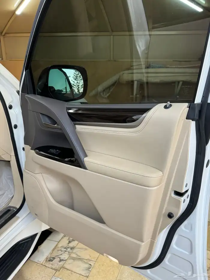 لكزس 2020 سعودي LX 22