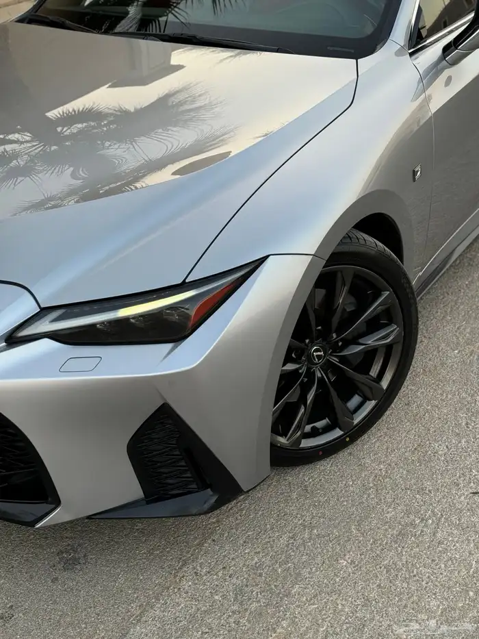 لكزس is 350 F sport ( بحالة الوكالة ) 10