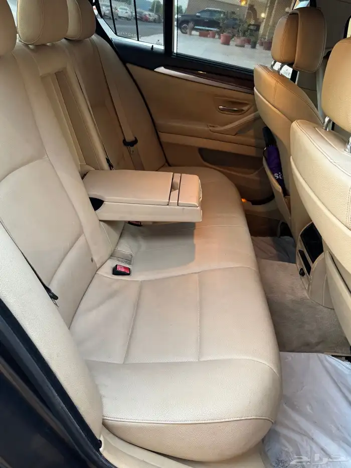للبيع BMW 523 i موديل 2011 نظيفه 11