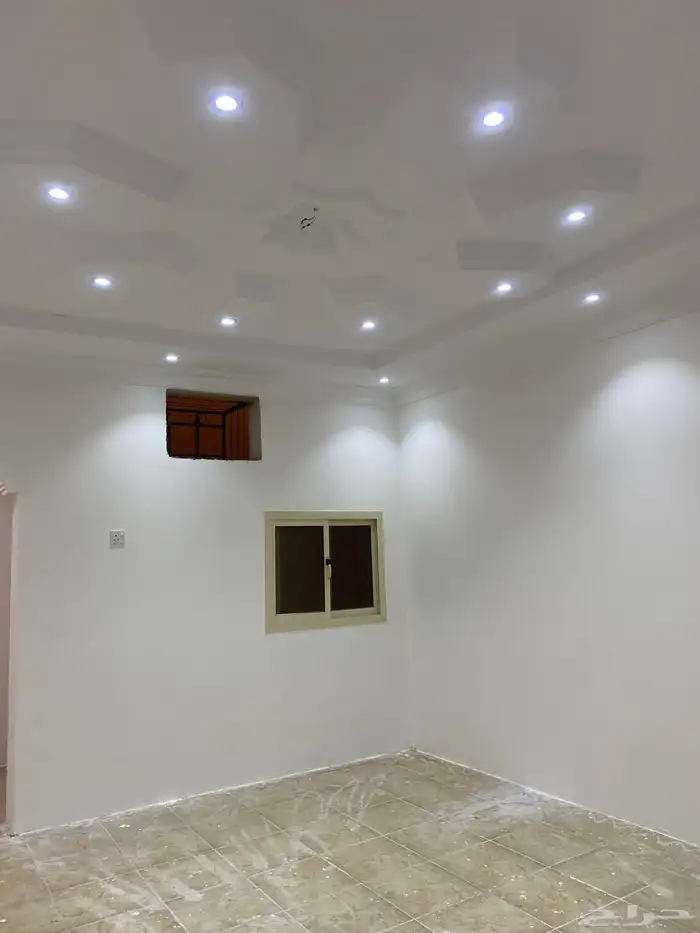 شقه علويه حي المحمديه للإيجار 2