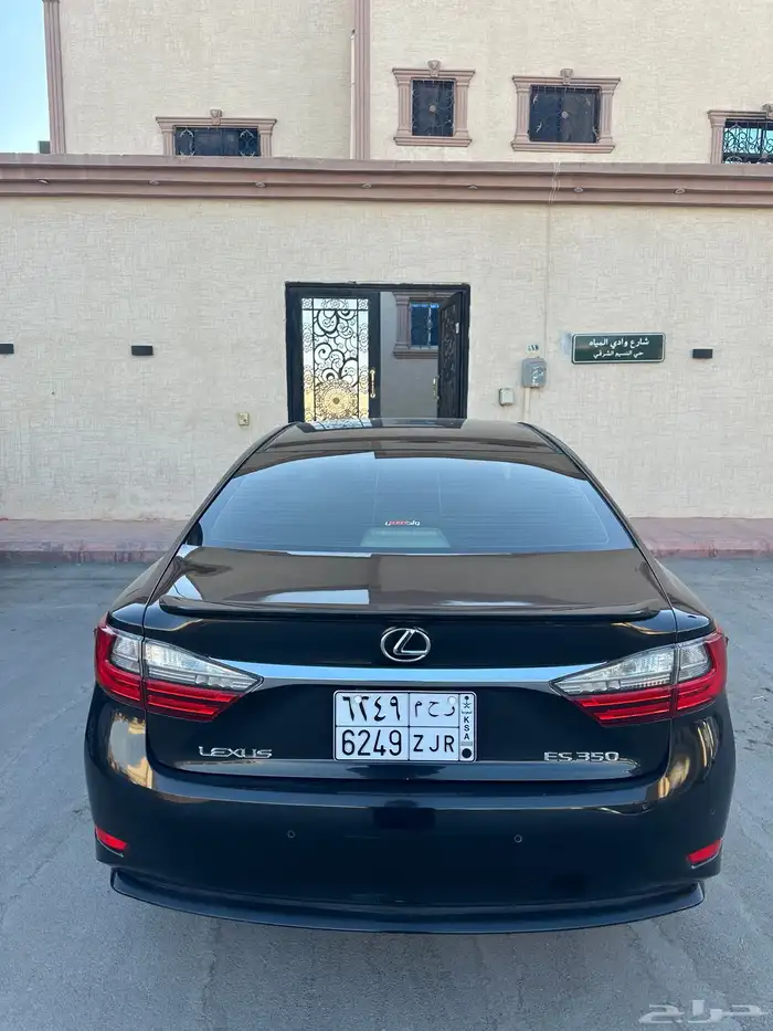 لكسز ES350 2017 16