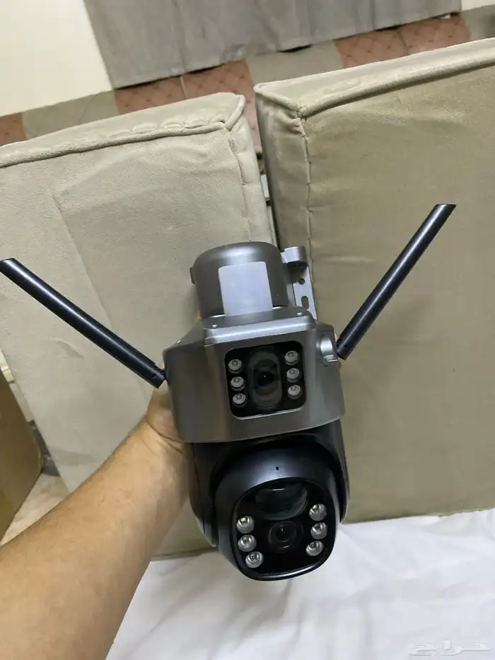 كاميرا مراقبة بالطاقة الشمسية 4