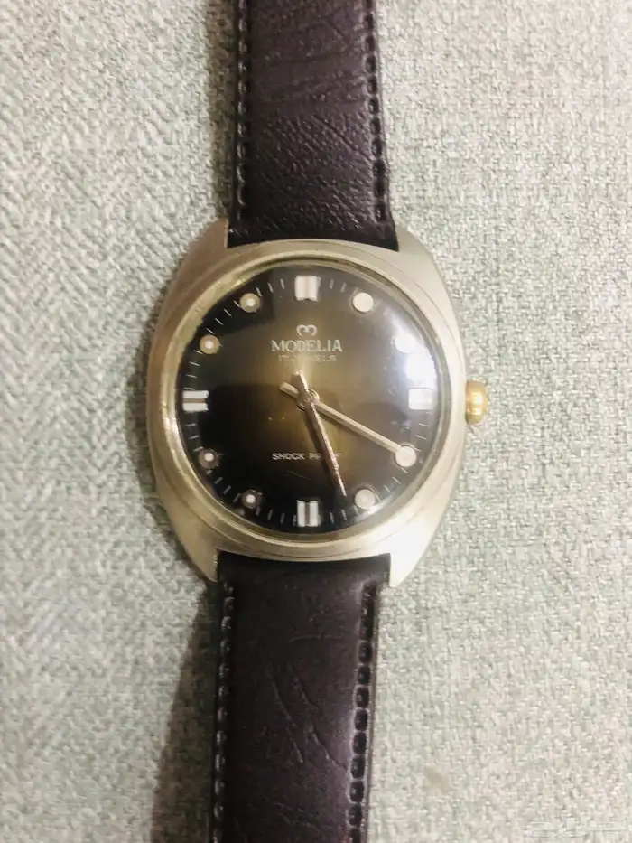 ساعه قديمه 3