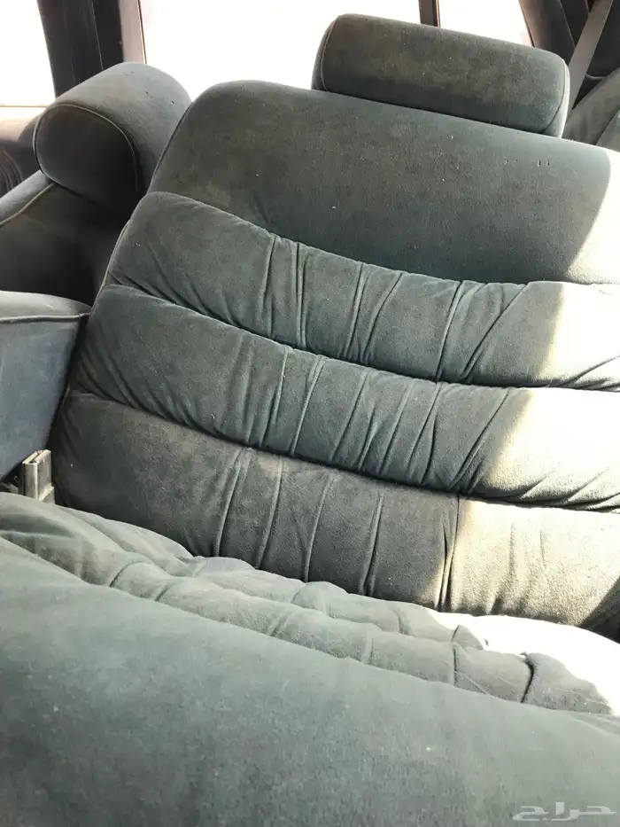 للبيع مراتب بيوك اللون كحلي وكاله شرط 7