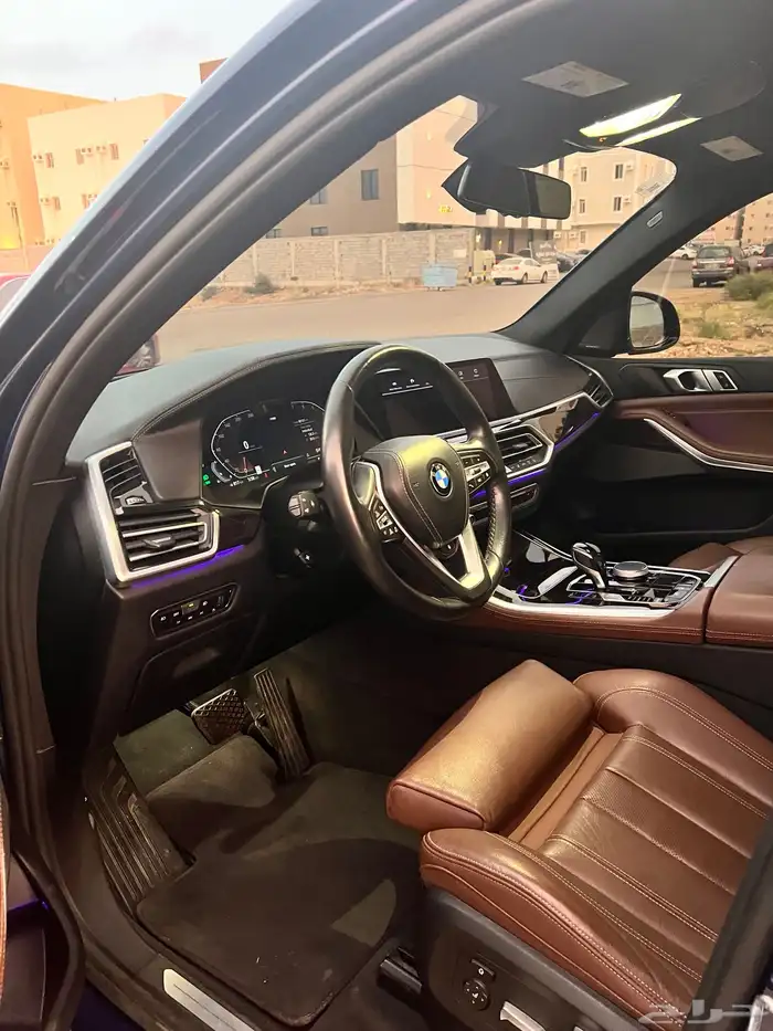 BMW X5 مثل الجديد ولون نادر 7