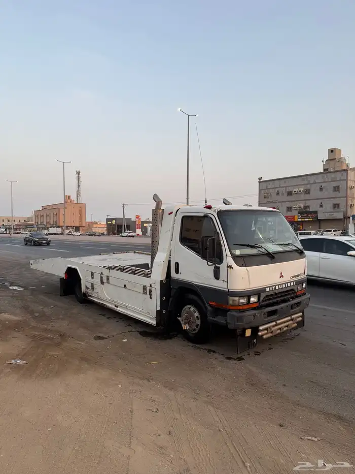 للبيع سطحه ميتسوبيشي شاص طويل 1