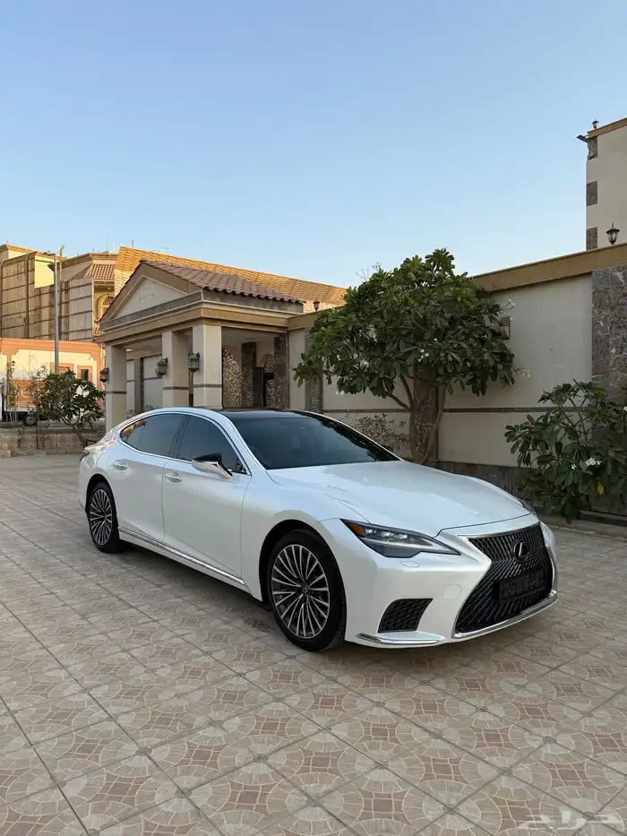 لكزس LS350 0