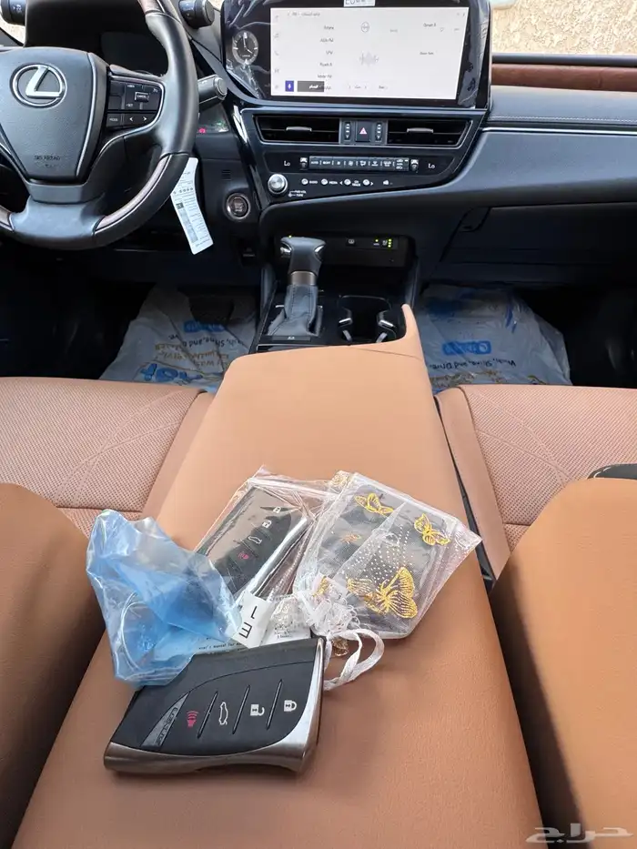 لكزس ES250 فل كامل شبه اصغار 31