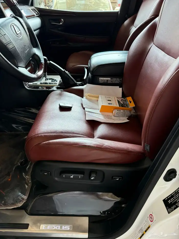 لكزس LX570 موديل 2014 فل 25