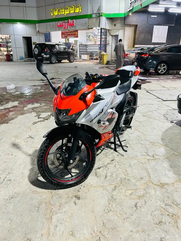أريد بيع دراجة سوزوكي جيكسر اس اف 150 Suzuki gixxer sf 150 5