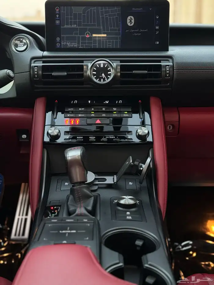 لكزس is 350 F sport ( بحالة الوكالة ) 28