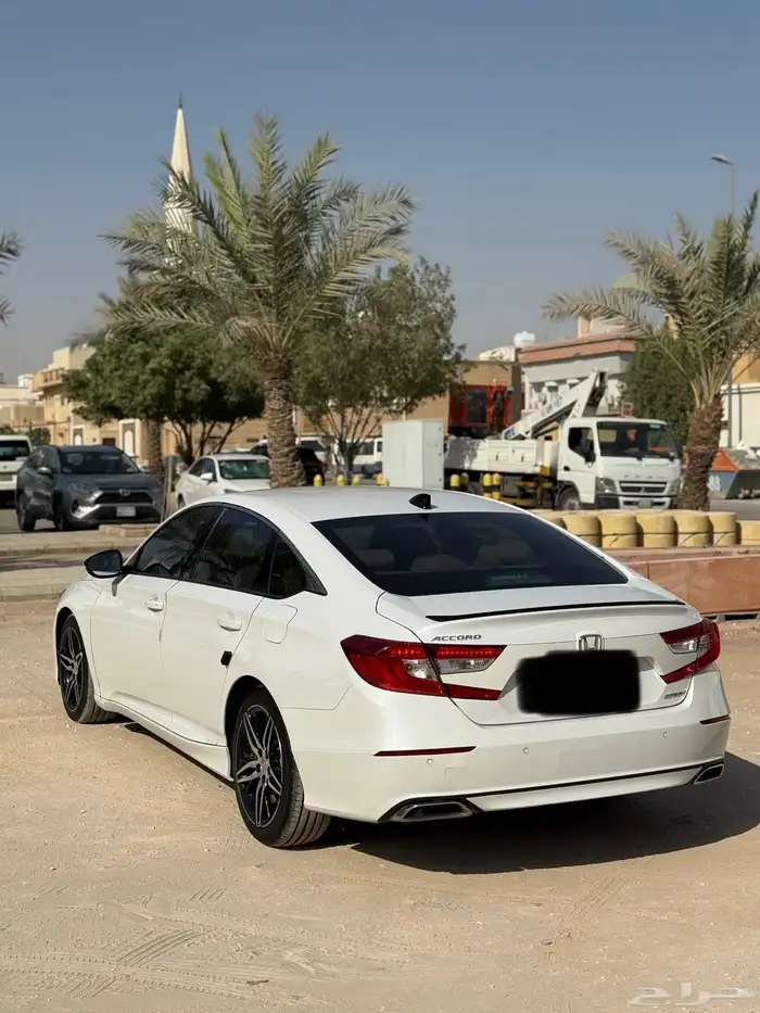هوندا أكورد 22 سبورت نص فل ممشى قليل 1