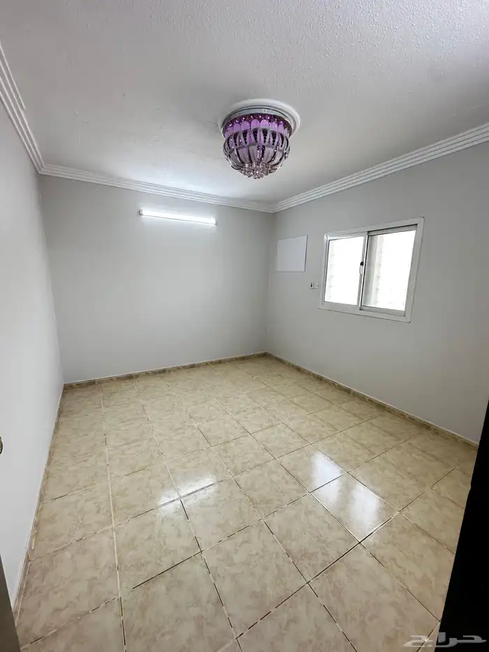 شقة للإيجار بحي الخليج ارضيه 3غرف ب38الف 6