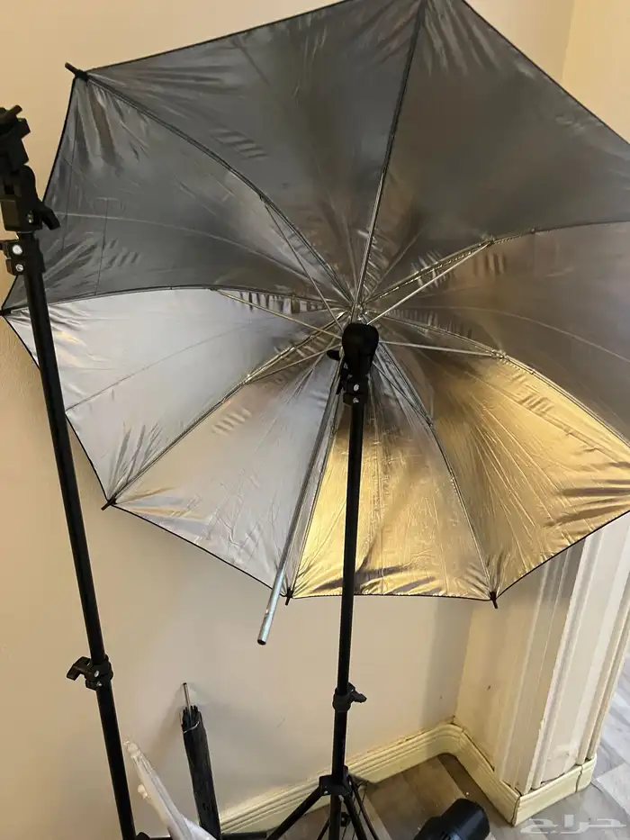 فلاشات تصوير مع عدتها 5