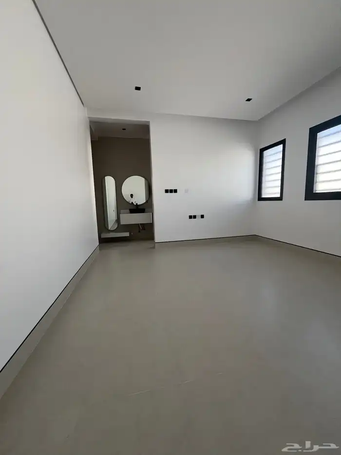 ادوار وشقق للبيع 7