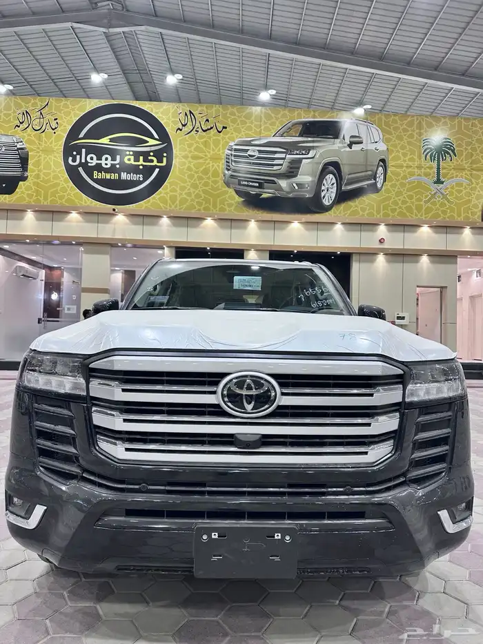 تويوتا GXR سعودي L3 بنزين اسود داخل بيج 2025 0