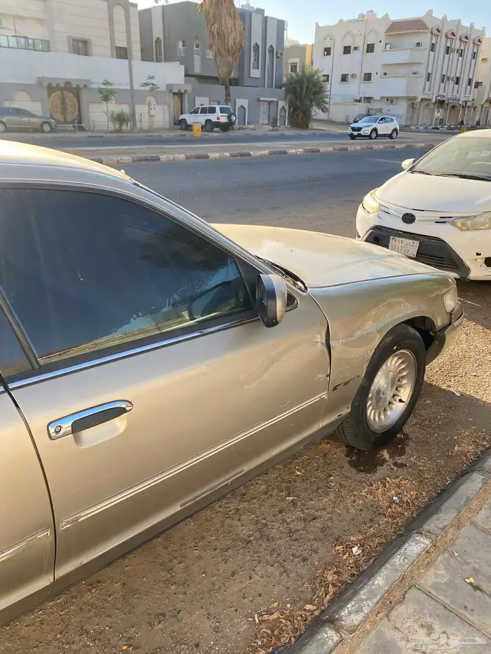 فورد ماركيز للبيع 3