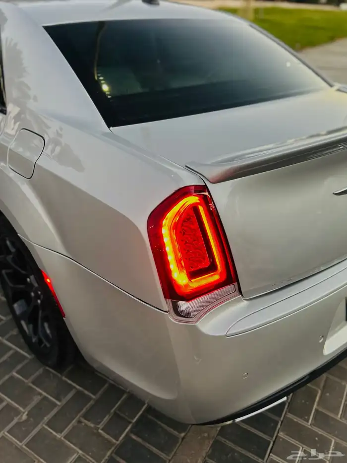 كرايزلر 2021 300s 6v 15