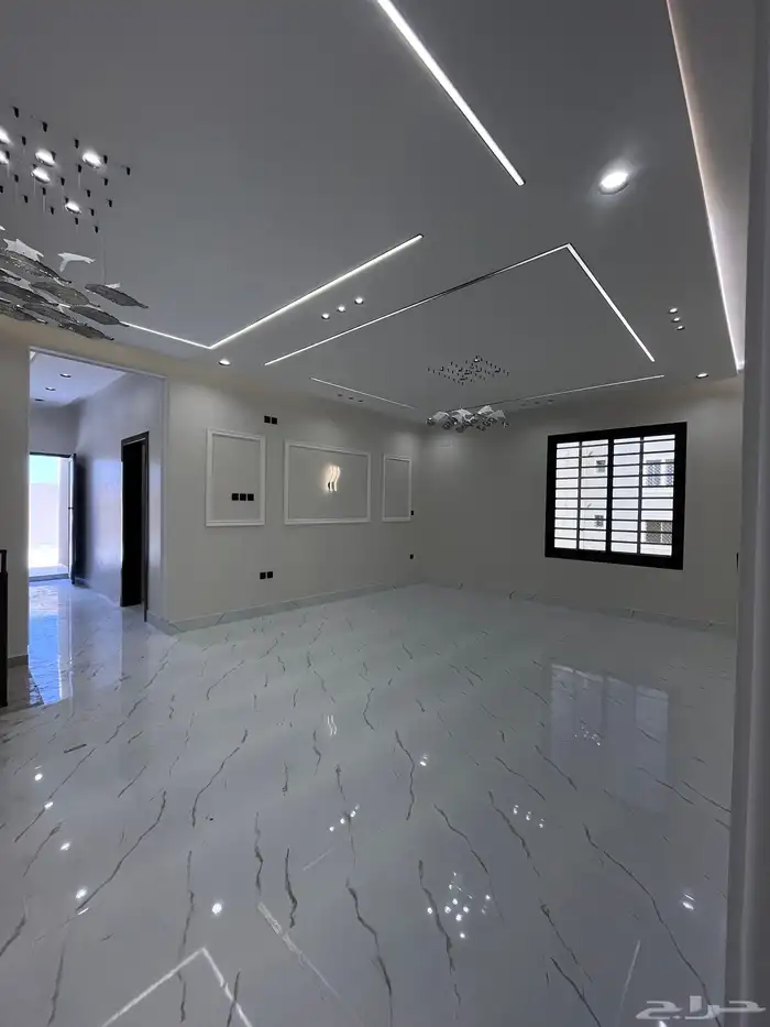 للبيع روف علوي مع ملحق وشقق ارضيه مع مدخل سياره بسعر مناسب 10