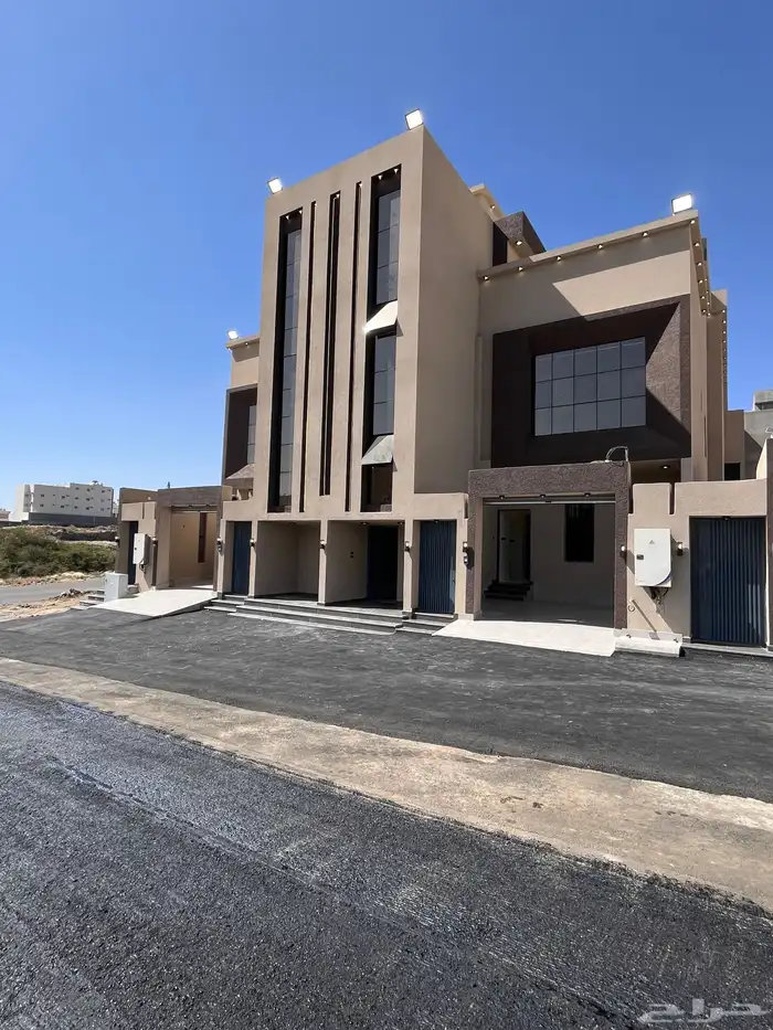 للبيع روف علوي مع ملحق وشقق ارضيه مع مدخل سياره بسعر مناسب 17