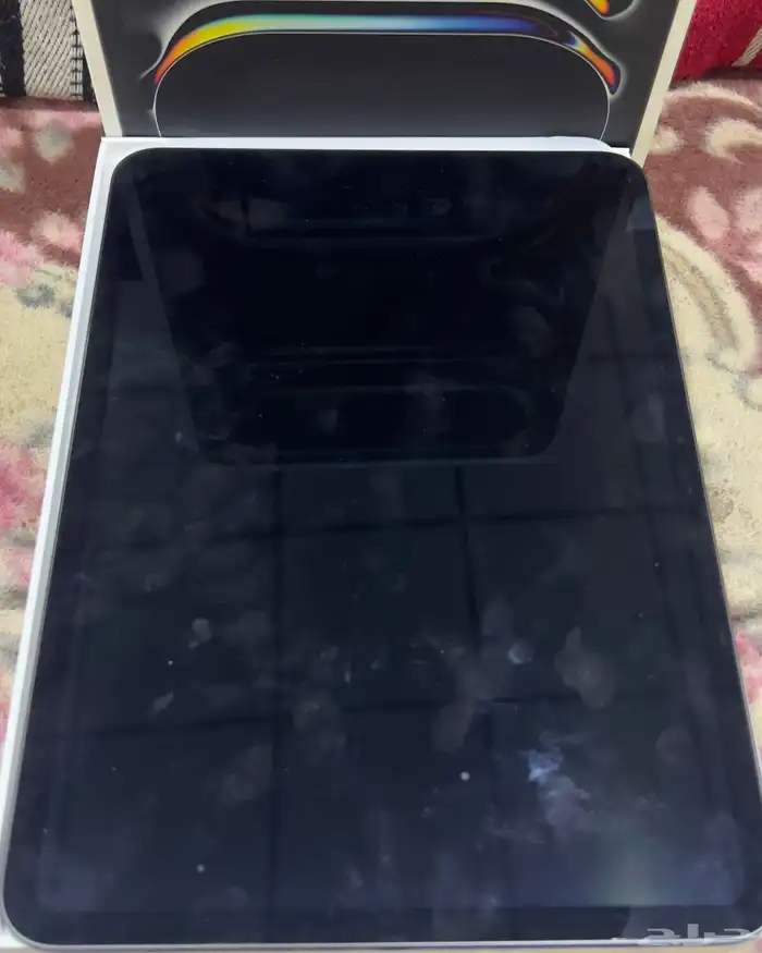 أيباد برو 11 بوصه M4 ضمان جرير بكامل أغراضه(الزلفي) 4