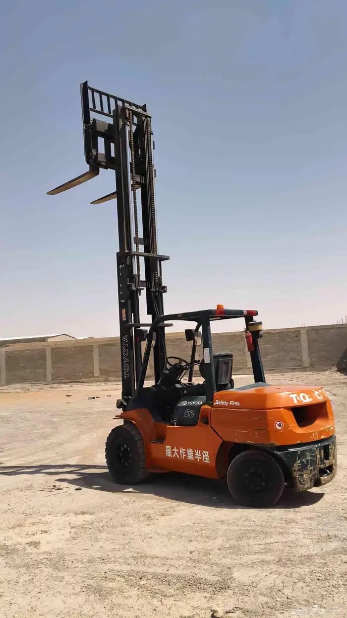 للبيع رافعه شوكيه تايوتا خمسه 5 طن forklift 2