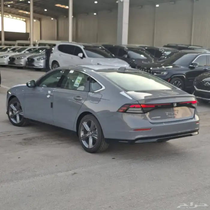 هوندا اكورد EX-L 2025 خليجي فل كامل السعر143الف شامل الضريبه 11