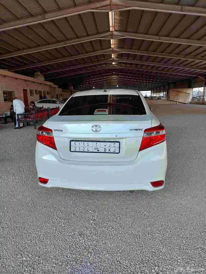 تويوتا يارس 2015 6