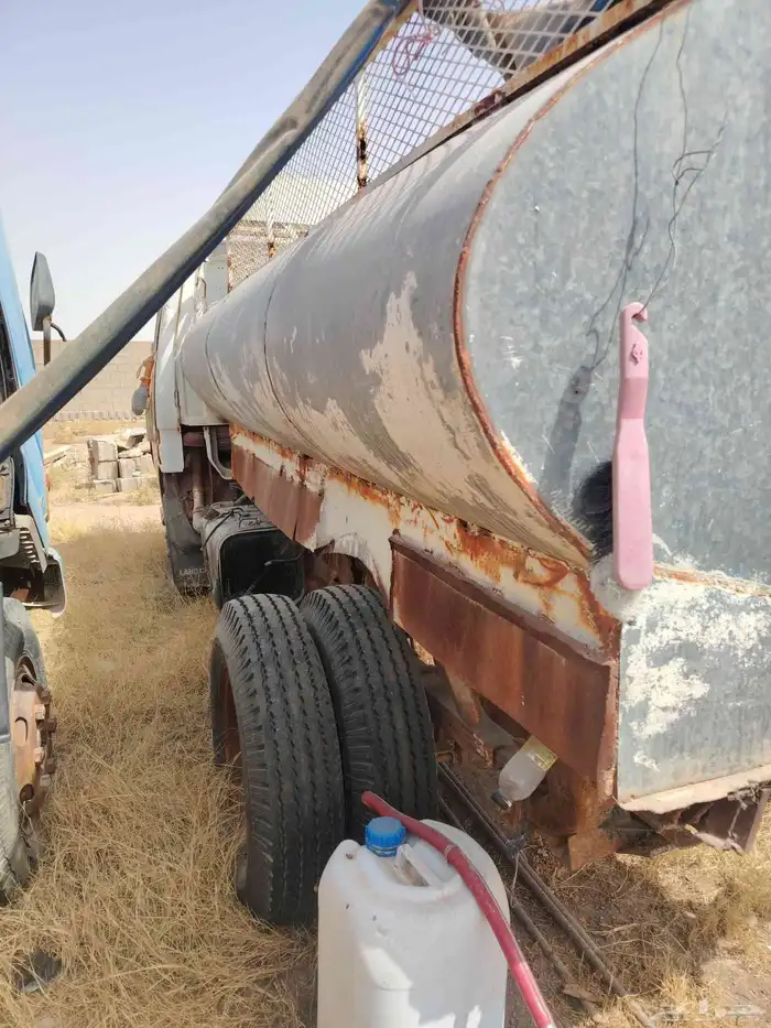 للبيع دينا ديهاتسو عليها تانكي نظيف مره موديل 82 مسقطه 4