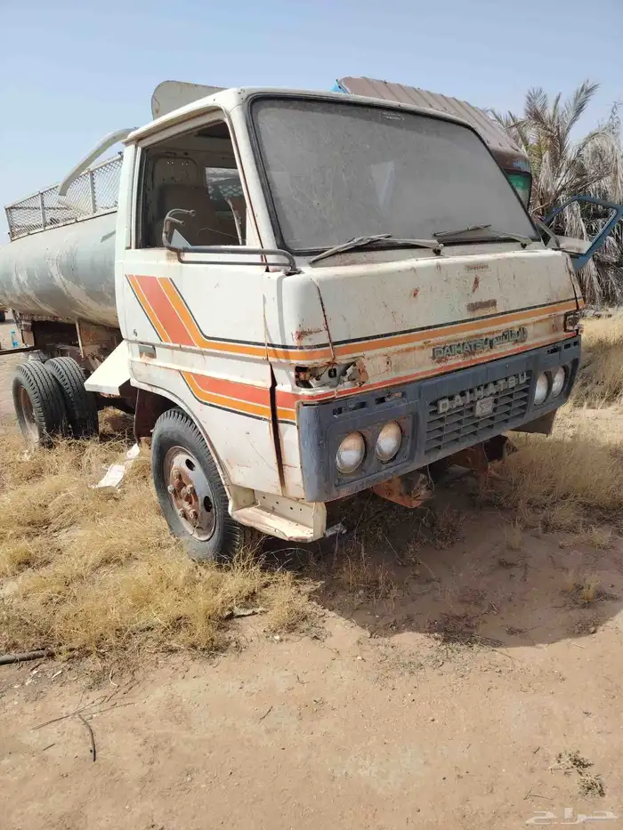 للبيع دينا ديهاتسو عليها تانكي نظيف مره موديل 82 مسقطه 0