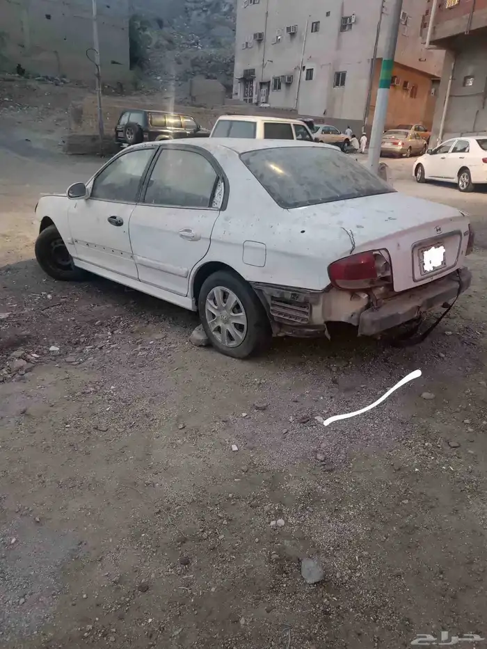 سياره سوناتا تشليح يوجد بها جربوكس ومكينه وكمبيوتر 0