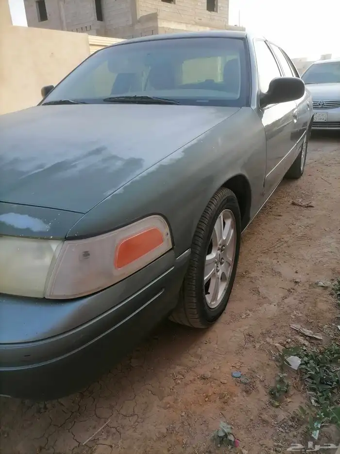 للبيع فورد كراون فكتوريا سعودي موديل 2006 0