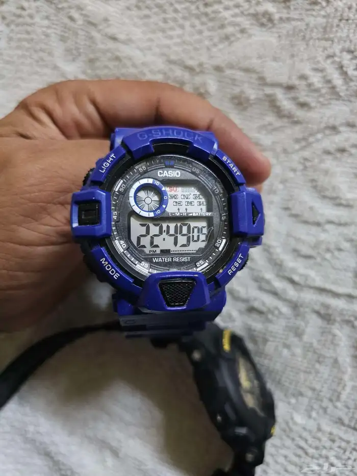 اي ساعه ساعة يد رجالية جي شوك Casio 4