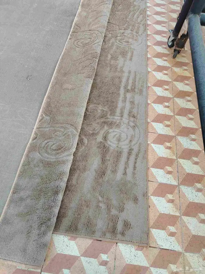 فرشه للبيع ب 200 0