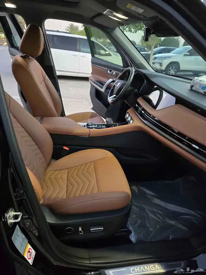 Changan CS95 Royal - Black Edition 6