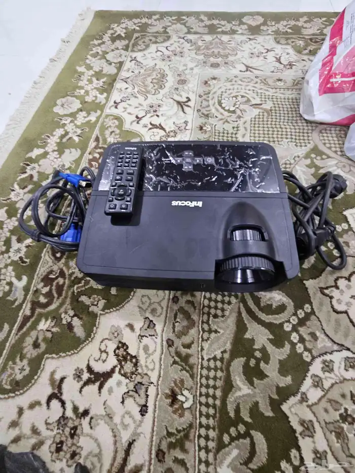 مودم و بروجكتر ورسيفر stc و مضخة ماء علوي نص حصان للبيع 2