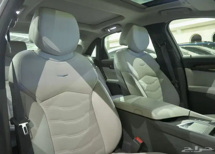 كاديلاك CT6 2018 8